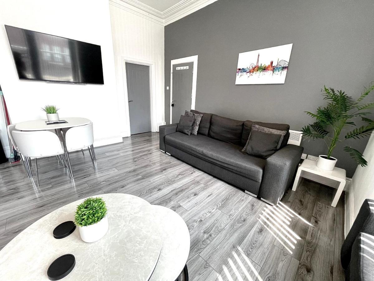 Reads Luxury Jacuzzi Apartamento *