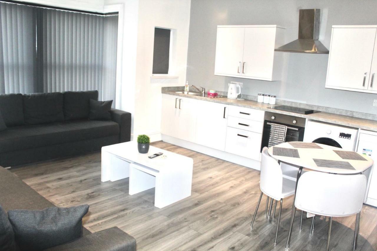 Reads Luxury Jacuzzi Apartamento *